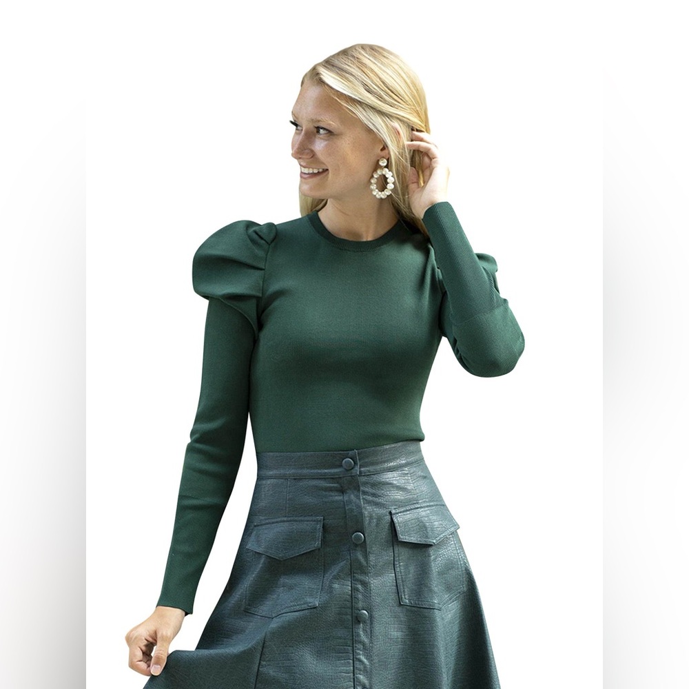 Apparalel green sweater size M